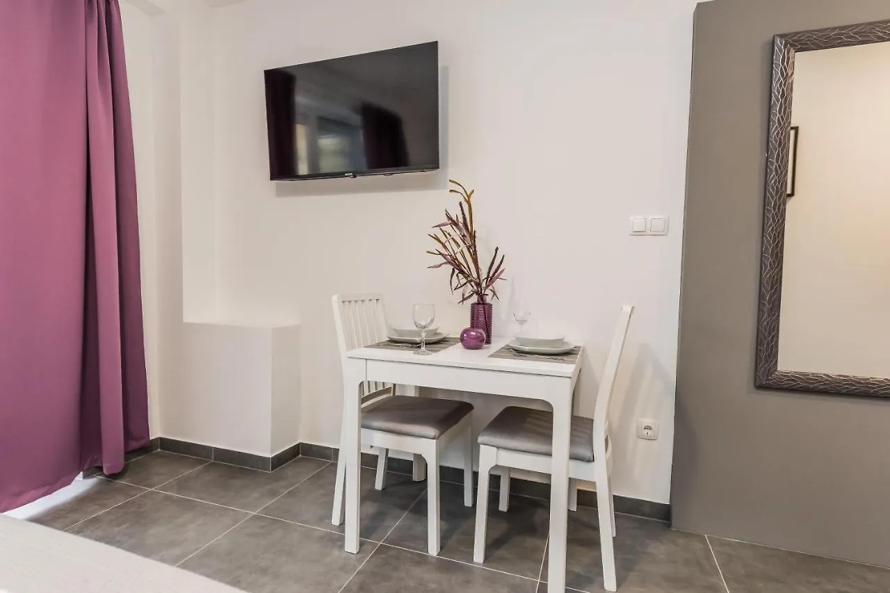 Studio Apartment Kastel Star Kastela