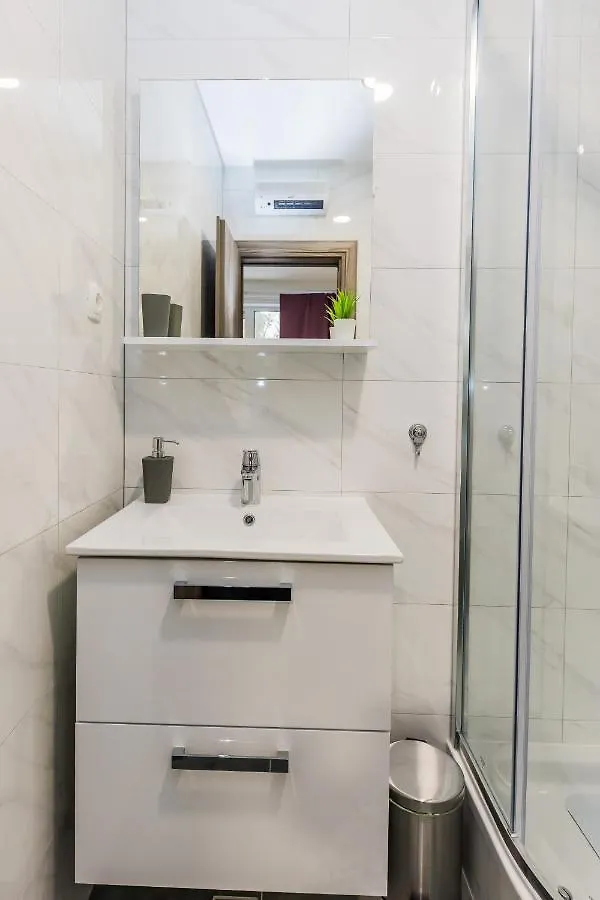 Studio Apartment Kastel Star Kastela 0*,  Croatia